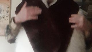 КОГАТО МОЖЕШ ДА СЕ УВИЕШ В КОЖИ
