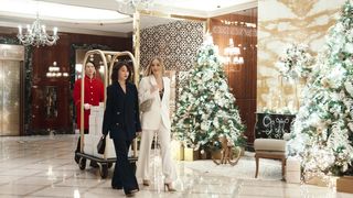 "Chasing Grandeur: The Art of Living in Ultimate Luxury"