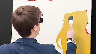 Painting blonde Billie Eilish in Pop Art