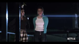 Teenage Bounty Hunters - Official Trailer - Netflix