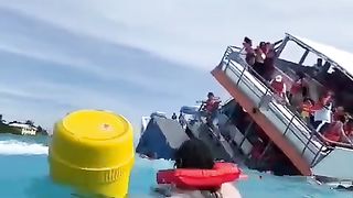 sinking ship #viral