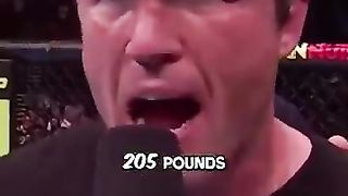 Chael Sonnen Roast’s Joe Rogan In A Full Arena????