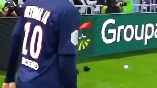 Neymar và Cđv Olympique Lyonnais khẩu chiến ???? ???? #shorts #neymar #bongda #football #soccer