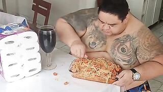 Será que ele comeu tudo? Kkkkk
