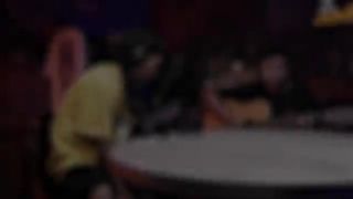 Kursi goyang versi akustik keren abis