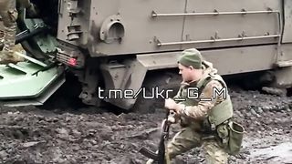 Ukraine Russia War | Footage of Turkish Kirpi and Ukrainian Soldiers Stuck in Deep Mud | RCF