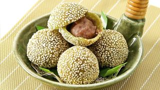 Onde-onde Kacang Merah
