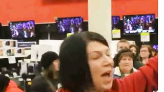Black Friday shoppers go crazy 3