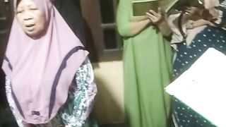 Baca sholawat diba'iyah