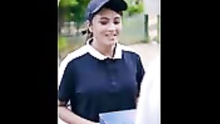 Aisay Humdard Bahut Kamlog