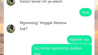 Orang ngetik.