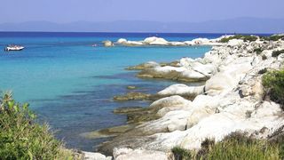"Greek Gems: Uncovering the Rich Tapestry of History, Culture, and Beauty"