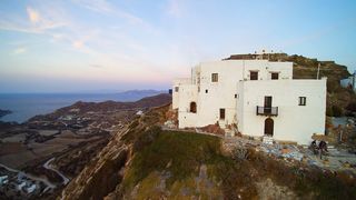 "Greece: A Visual Symphony of Mythic Legends and Coastal Beauty"