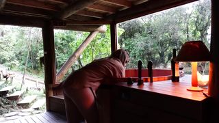 ASMR - Relaxing in the log cabin and cooking a delicious dinner