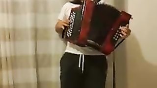 Another collection of modinhas played by this artist.