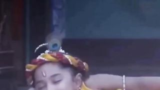 कान्हा सोया तो ऐसा है जैसे स्वयं नारायण है #shorts #maiya