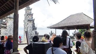 This is view lempuyang temple place