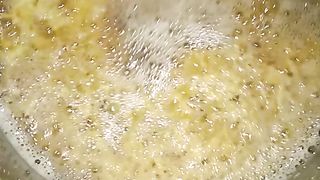 Cara goreng kremesan