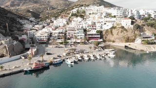 "Greece Revealed: From Athens to the Islands, a Visual Spectacle"