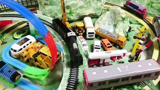 Mainan kereta api di diaroma #mainan #toys #kids #keretaapi