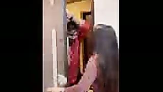 Paisay Kay Khatar Bevi Kuch