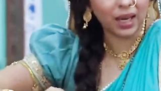 यशोदा मैया ने कान्हा को जाने से मना लिया