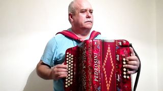 Jorge Gonçalves plays the fashionable Olinda.