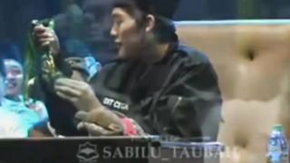 Gus Novel dapat Medali emas