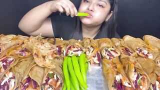 Maddy eats Asmr food