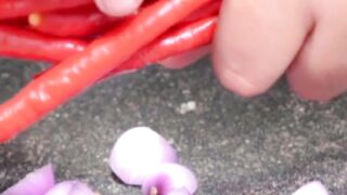 impromptu onion chili