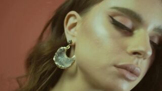 Esotique x Sandra N. - Bangladesh (by Monoir) [Official Video].mp4