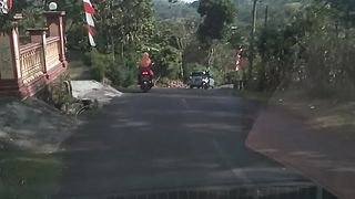 Perjalanan menuju pantai sine