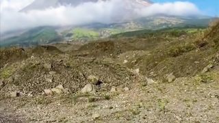 MOMENT KETIKA NYASAR PAKAI GOOGLE MAPS KE GUNUNG BERAPI