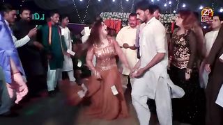 Chahat Bloch Iram Khan - Arbic Music Dance - New Show Performance
