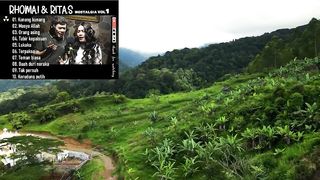 RHOMA IRAMA & RITA SUGIARTO NOSTALGIA VOL1 Background yang menarik
