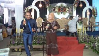 Rujuk Cover Voc: Suara Emas Bubudubud & Tamu Undangan ( SUBSCRIBE )