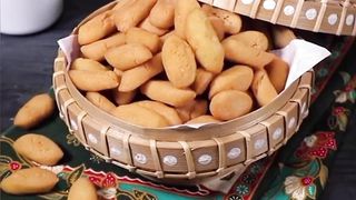 Kue Biji Ketapang