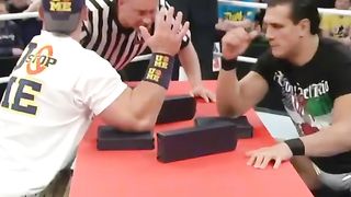 WWE реслинг 489