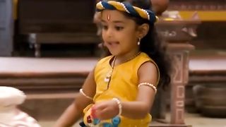 कान्हा जी कैसे बहाया मटकियों से माखन #shrikrishna #bhaktisangam #shortvideo
