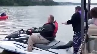 Haha funny fall.really so funny.never stop laugh.  ???? subscribe