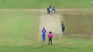 Last 2 over in 3rd T20 Australia vs India