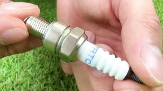 Easiest Way to Cut Glass with a Spark Plug! This Man is a Genius