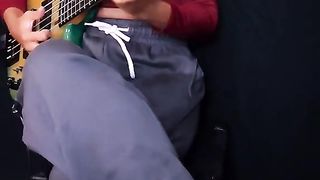 Cover bass