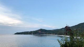 "Rivers of Serenity: A Visual Expedition Along Nature's Waterways"