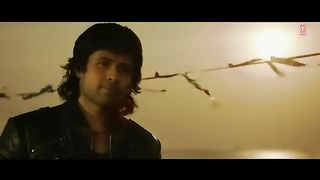Hale Dil tujh ko sunata song