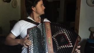 Three modinhas very well played by Zézinho Do Vira. Subscribe to my channel for more videos!