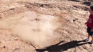 اطفال مضحكة          funny kids