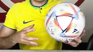 A bola que escondia segredos ( só que não ) kkk