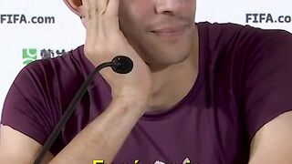 EMOCIONANTE! Um jornalista marroquino não segurou a emoção e agradeceu pela classificação!