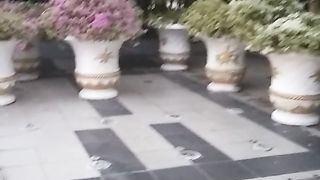 Taman depan balai kota surabaya